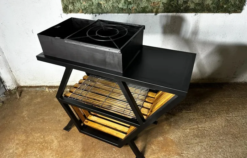 Grătare Premium și Confecții Metalice Personalizate pentru un Spațiu Exterior