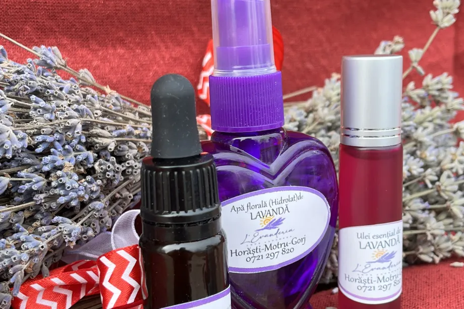 Ulei esential de lavanda brut