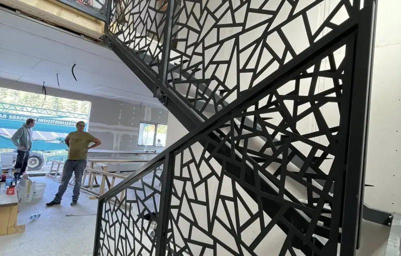 CASA DE FIER - Producător confecții metalice