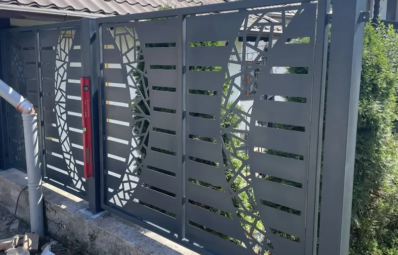 CASA DE FIER - Producător confecții metalice