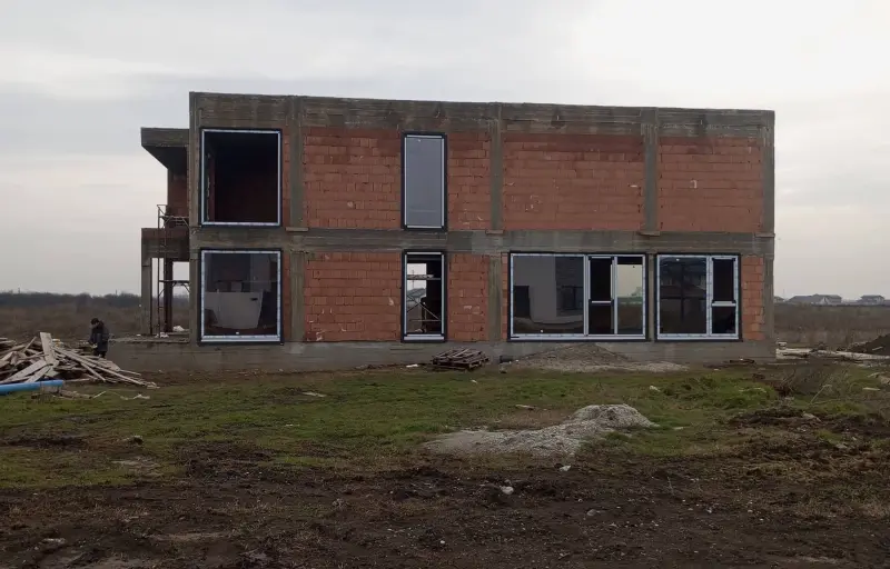 Termopan Vasile – Tâmplărie PVC la Comandă | Ferestre, Uși și Pergole PVC | Montaj Rapid